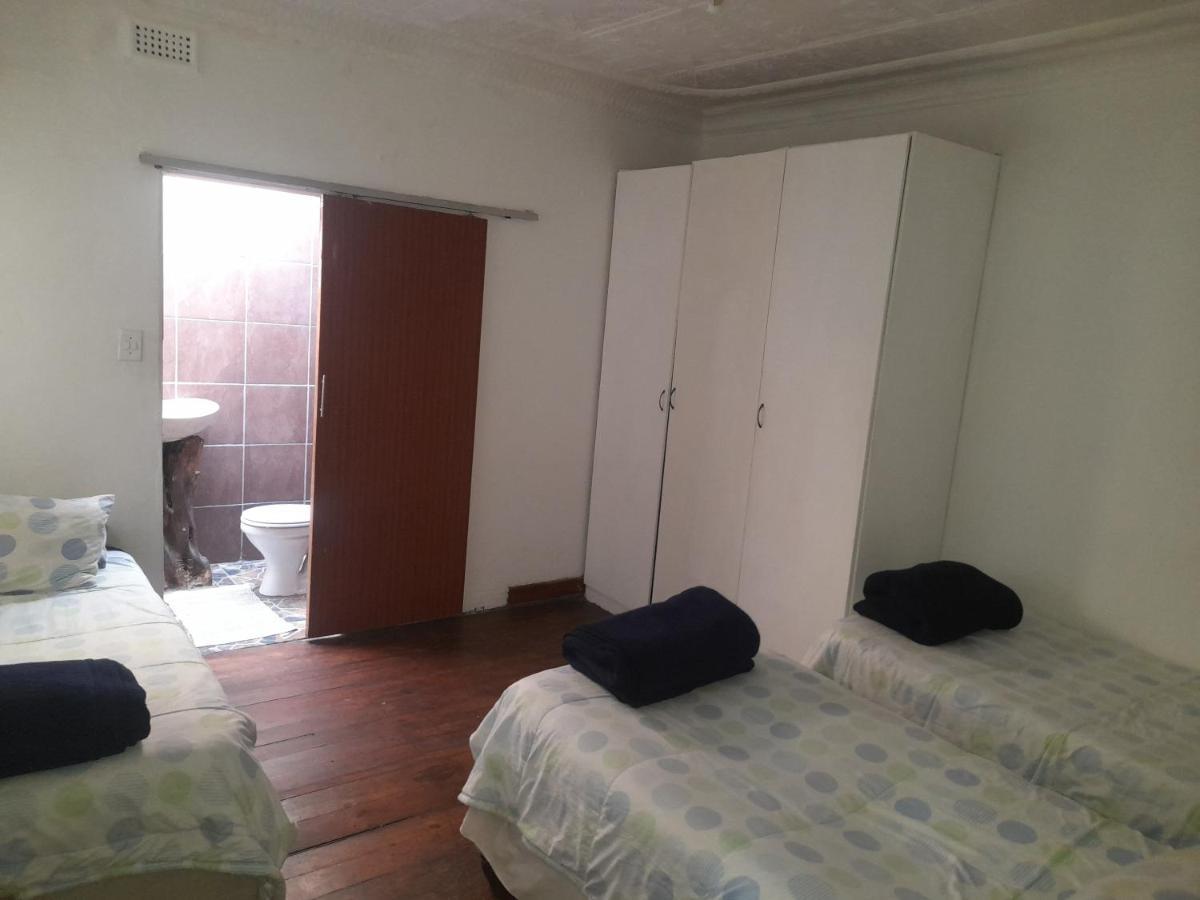 1322 Backpackers International Vandrerhjem Pretoria-Noord Eksteriør bilde